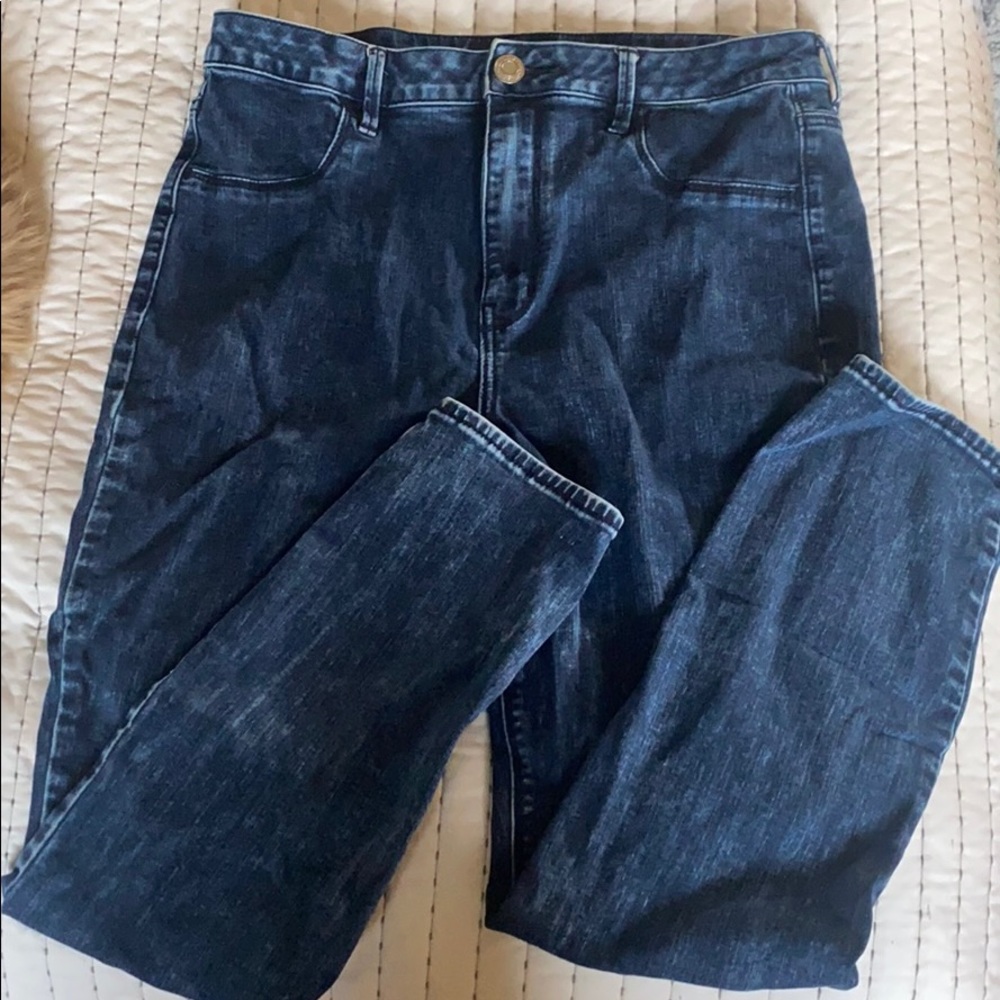 High waisted AE Jeans